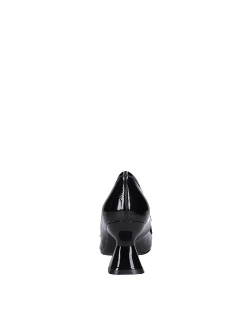 Décolleté in pelle. EMANUELLE VEE | 432M-507-10-P107NERO